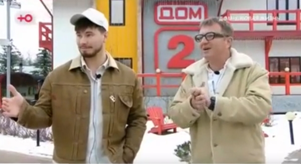Илья Яббаров считает, что Людмила Николаевна тайно в него влюблена