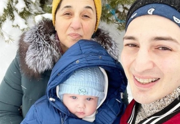 Оганесян забрал сына у Черно и вызвал на помощь свою маму