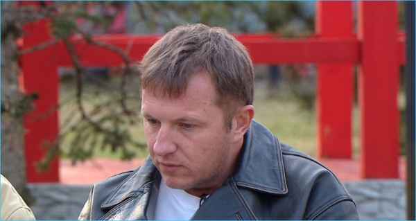 За что Илья Яббаров отхватил горшком Леончика Салибекова по голове