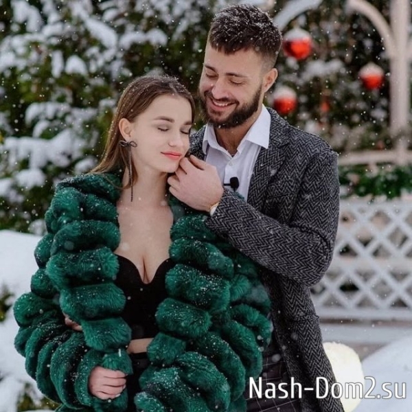 Яна Тырлышкина не знает, чем порадовать Алексея Безуса Яна Тырлышкина не знает, чем порадовать Алексея Безуса