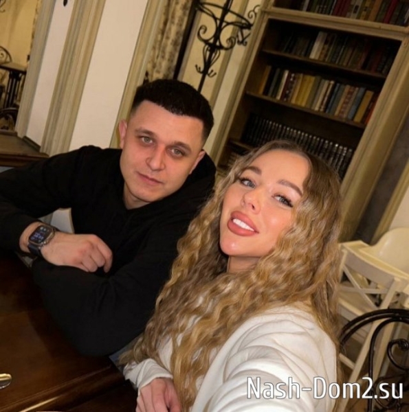 Татьяна Репина: Афина называет Сашу просто папа