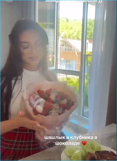 Гарем Сергея Хорошева в полном сборе – встретились Катя Скалон и Женя Дорожкина