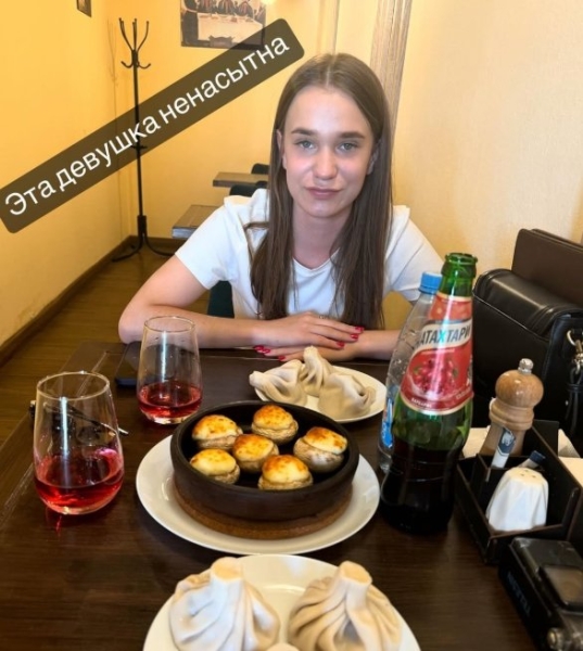 У Яны Тырлышкиной появились планы на завидного жениха Виктора Голикова