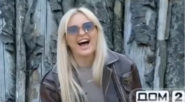Катя Квашникова насмешила участников Дома 2, сделав Григорьеву предложение