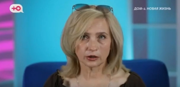 Мамы Элины Рахимовой боится сказать ей правду
