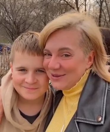 Ольга Ветер впервые привезла сына к прабабушке в Хабаровск