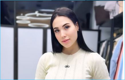 Глеб Жемчугов гордится прекрасной физической формой жены Насти Роинашвили