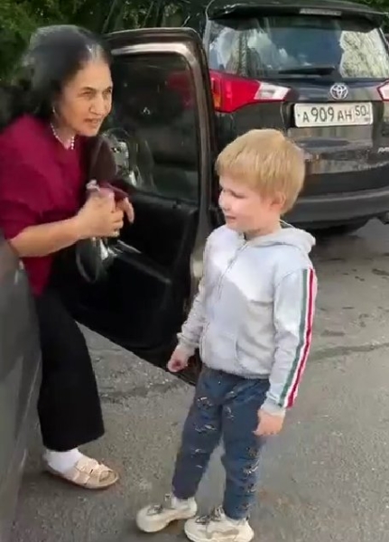 Иосиф Оганесян дождался родителей, чтобы поехать с ними в Кущёвку