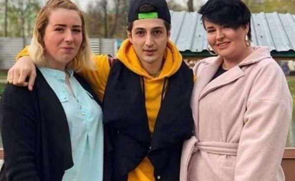 Иосиф Оганесян перевозит к себе заболевшую сестру Саши Черно