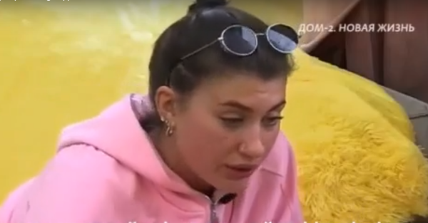 Катя Мысикова бросила тень на конкурс "Новые имена" и была изгнана за ворота
