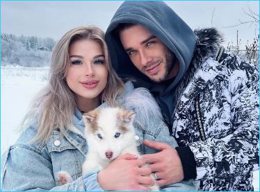Евгений Ромашов отмечает 3 годовщину свадьбы, признаваясь в любви к жене Насте