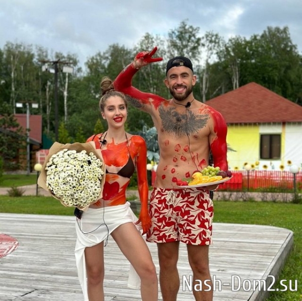 Игорь Григорьев порадовал свою девушку дорогим подарком