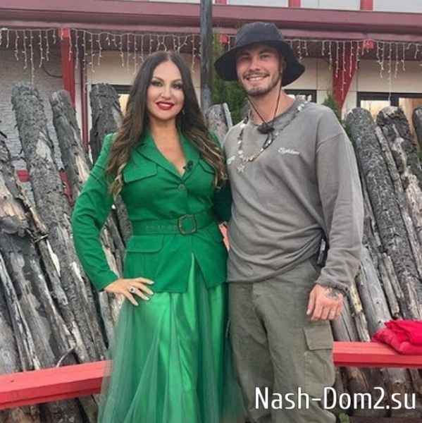 Сергей Хорошев приглашает гостей на свою свадьбу