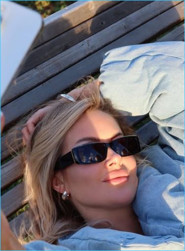 Рекламу и образ Марины Африкантовой высоко оценила Надежда Ермакова Рекламу и образ Марины Африкантовой высоко оценила Надежда Ермакова