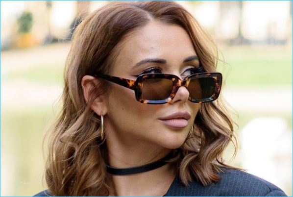 Элина Рахимова радуется возвращению Тепловодской на Дом 2 и готовит машину Элина Рахимова радуется возвращению Тепловодской на Дом 2 и готовит машину