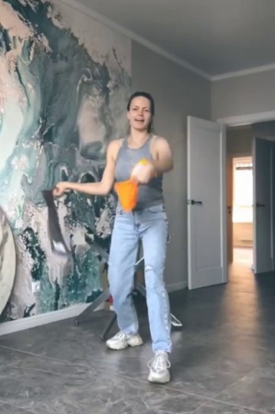 Рапунцель и Дмитренко оставили детей без жилья и прописки? Рапунцель и Дмитренко оставили детей без жилья и прописки?