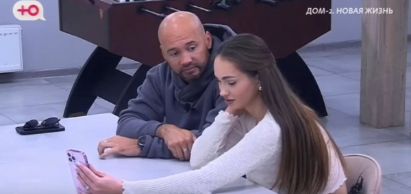 Тигран Салибеков покинул Дом 2 без жены Виктории и сына Тигран Салибеков покинул Дом 2 без жены Виктории и сына