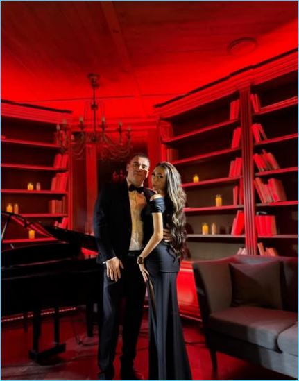 Алена Рапунцель не скрывает, что хотела бы красивую свадьбу с Александром Смуровым Алена Рапунцель не скрывает, что хотела бы красивую свадьбу с Александром Смуровым