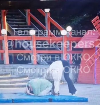 Катя Квашникова подговаривает Рахимову и Салибекову заменить в Сочи загулявших мужчин
