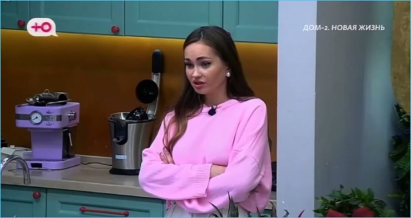 Виктория Салибекова скоро сядет мужу Тиграну на шею, считает Игорь Григорьев Виктория Салибекова скоро сядет мужу Тиграну на шею, считает Игорь Григорьев