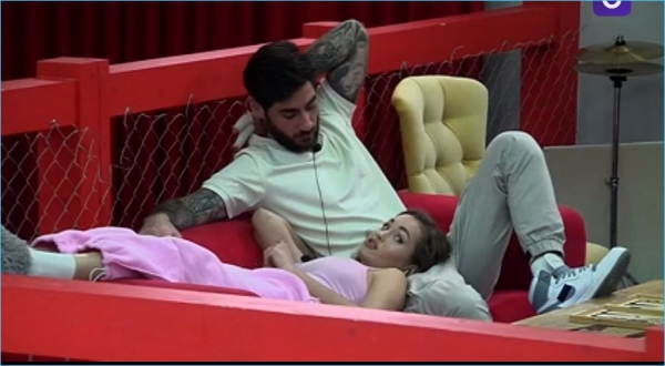 Тигран и Виктория Салибековы верят в измены других участников Дома 2 Тигран и Виктория Салибековы верят в измены других участников Дома 2