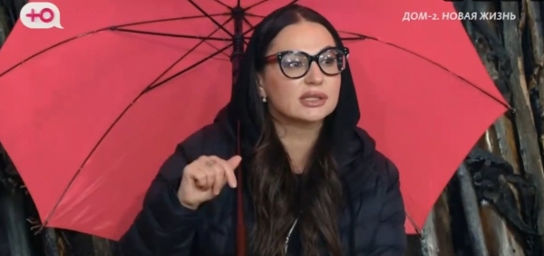 Светлана Прель считает, что Кате Квашниковой устроили "публичную порку" Светлана Прель считает, что Кате Квашниковой устроили "публичную порку"