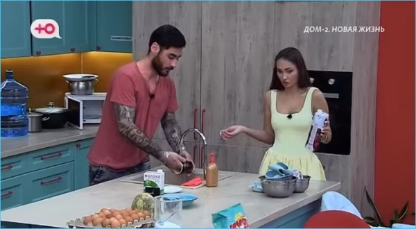 Заявление Виктории Салибековой удивило и возмутило работающих мам из числа зрителей Заявление Виктории Салибековой удивило и возмутило работающих мам из числа зрителей