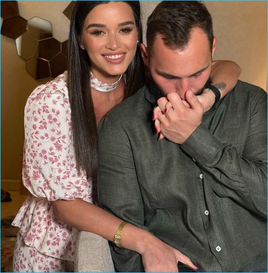 Ксения Бородина возвращается к приоритету семейных ценностей Ксения Бородина возвращается к приоритету семейных ценностей