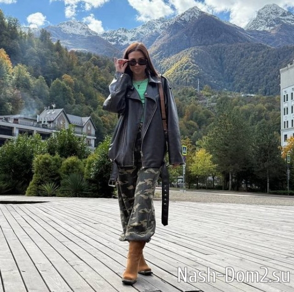 Елена Тепловодская в Сочи наслаждается заслуженным отпуском