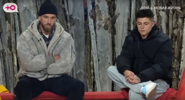 Элина Рахимова набросилась на Гуранду, узнав, что он запишет с Григорьевым песню Элина Рахимова набросилась на Гуранду, узнав, что он запишет с Григорьевым песню