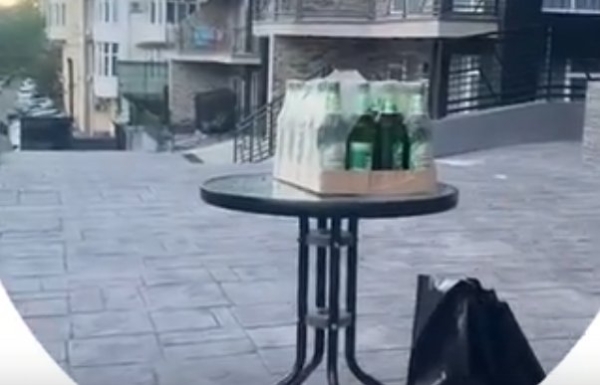 Сергей Хорошев застрял на сутки в поезде, пока остальные командированные развлекаются Сергей Хорошев застрял на сутки в поезде, пока остальные командированные развлекаются