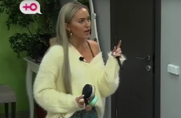 Рахимова запретила Гуранде сниматься в клипах Насти Во Рахимова запретила Гуранде сниматься в клипах Насти Во