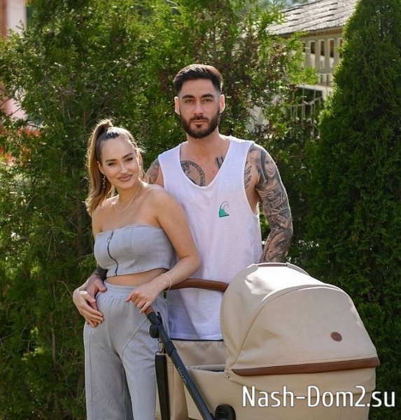 Катя Квашникова точно знает, кто оплачивает её хейтеров Катя Квашникова точно знает, кто оплачивает её хейтеров