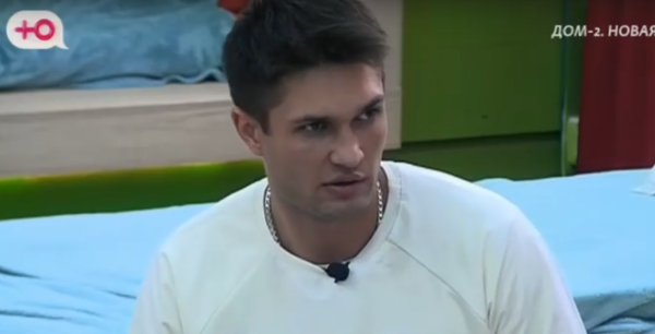 Антон Беккужев рад тому, что Виктория Вихарева строит отношения Антон Беккужев рад тому, что Виктория Вихарева строит отношения