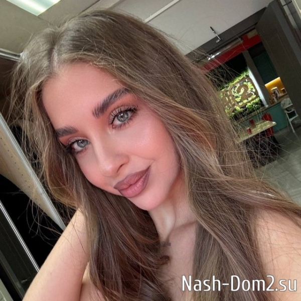 «Квадратная башка» мешает думать Кате Квашниковой