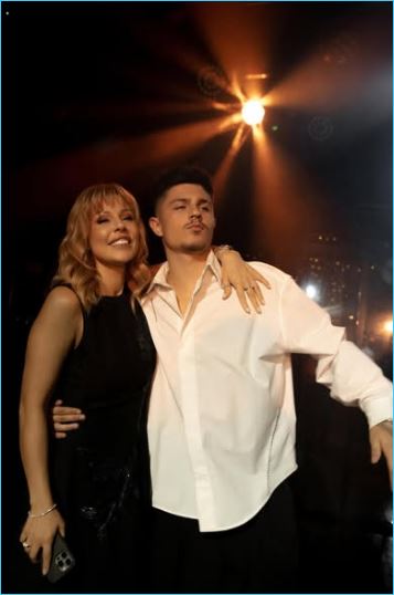 Никиту Гуранду всегда и во всем готова поддержать его мама Диана, кроме отношений с Рахимовой Никиту Гуранду всегда и во всем готова поддержать его мама Диана, кроме отношений с Рахимовой