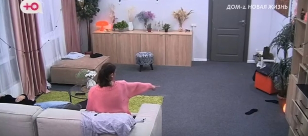 Тепловодская считает, что чистота в доме её заслуга, а не Яббарова Тепловодская считает, что чистота в доме её заслуга, а не Яббарова