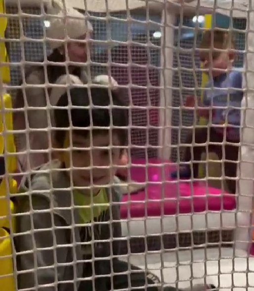 Тает лёд. Юлия Колисниченко при детях начала называть Тиграна папой Тает лёд. Юлия Колисниченко при детях начала называть Тиграна папой