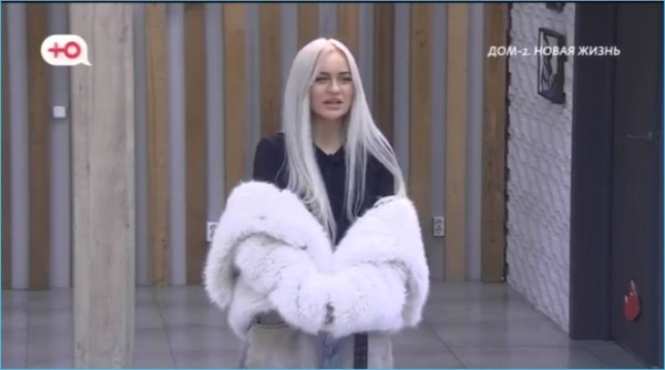 Элина Рахимова предпочитает скандалить, вместо того, чтобы быть «скромняшкой»