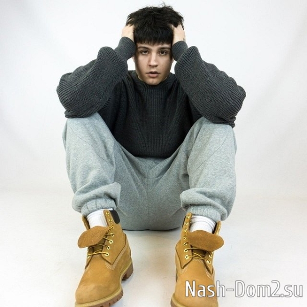 Никита Гуранда осваивается основы кулинарии Никита Гуранда осваивается основы кулинарии