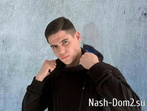 Максим Зарахович не торопится покидать Таиланд