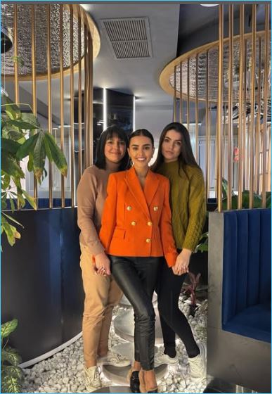 Кристина Бухынбалтэ призналась, что скучает без своей собаки Лео во время поездок Кристина Бухынбалтэ призналась, что скучает без своей собаки Лео во время поездок