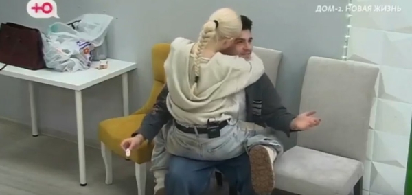 Рахимова выпрашивает ребёнка у Гуранды, который боится ответственности Рахимова выпрашивает ребёнка у Гуранды, который боится ответственности