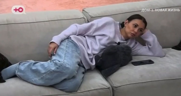 Елена Тепловодская обманывает участников Дома 2, утверждает Илья Яббаров