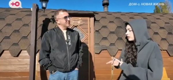 Илья Яббаров нашел залысины у Елены Тепловодской Илья Яббаров нашел залысины у Елены Тепловодской