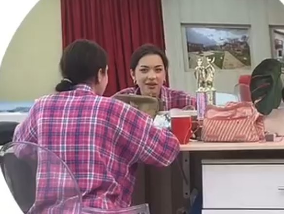 Виктория Андреева пригласила на Дом 2 маму