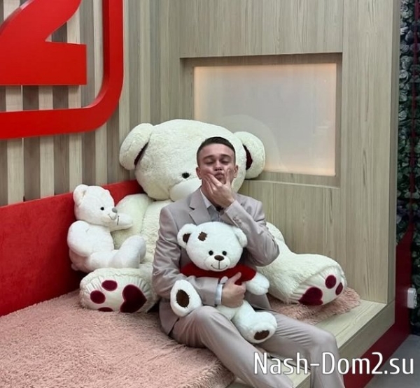 Муж Вероники Гракович сбежал из периметра Дома-2 Муж Вероники Гракович сбежал из периметра Дома-2