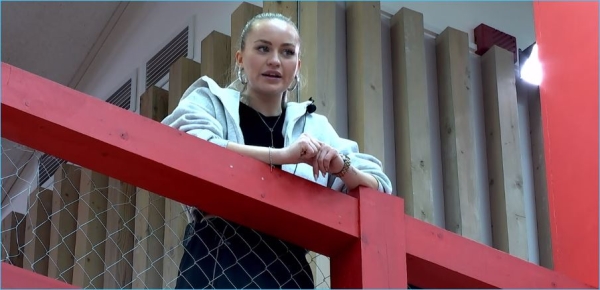 Ворчливая и душная Элина Рахимова зачем-то нужна Никите Гуранде