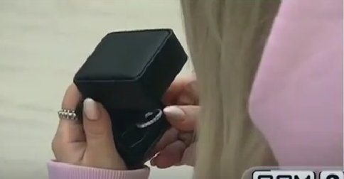 Элина Рахимова отказывается кланяться бабушке Гуранды каждый день Элина Рахимова отказывается кланяться бабушке Гуранды каждый день