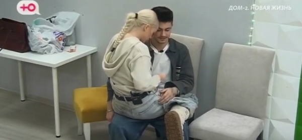 Рахимова выпрашивает ребёнка у Гуранды, который боится ответственности Рахимова выпрашивает ребёнка у Гуранды, который боится ответственности